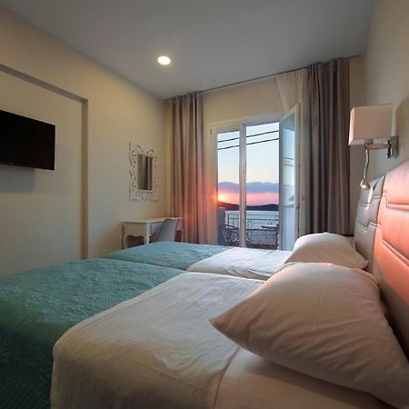 Hyperion Hotel Myrties Esterno foto